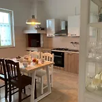 Nyaraló Amabile Panoramic House *