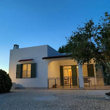 Amabile Panoramic House *