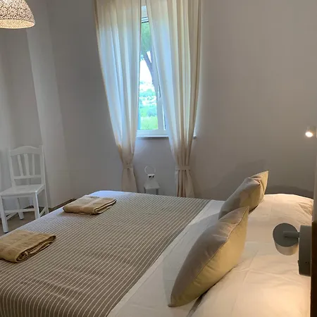 Amabile Panoramic House *